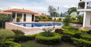 Se Requiere Personal para el Cuidado de Finca